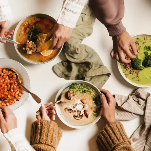 people-eating-autumn-winter-creamy-vegan-soups-ove people-eating-autumn-winter-creamy-vegan-soups-ove